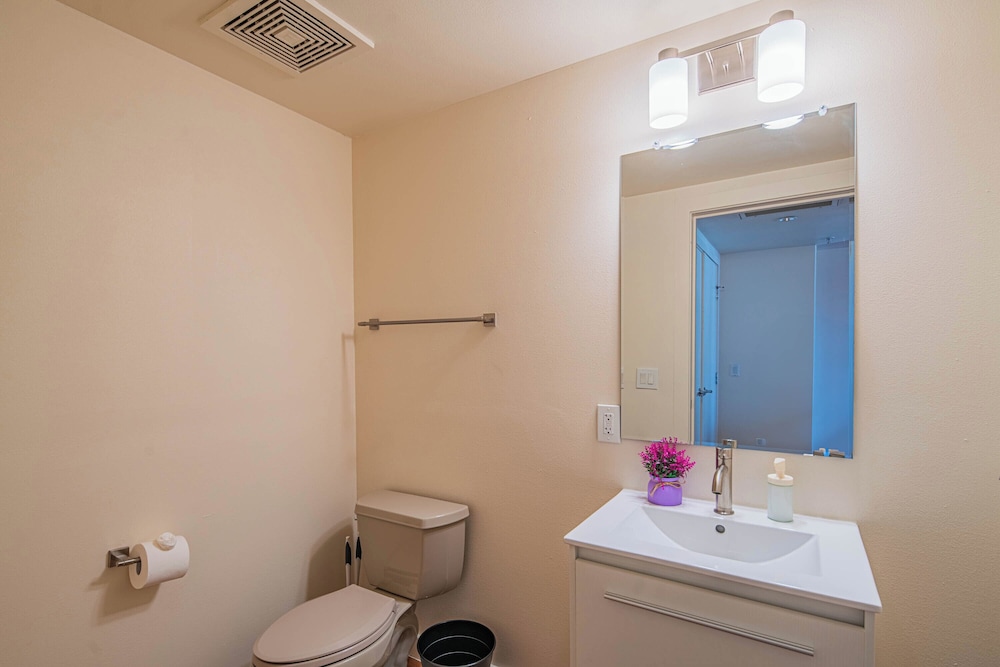 ROVE LIVING/KL - 44 Monroe