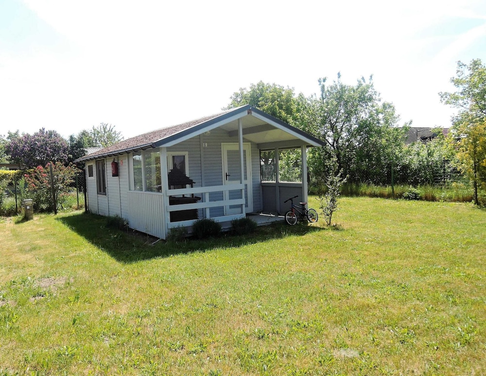 Bungalow in Wrzosowo Near Baltic Sea Beach