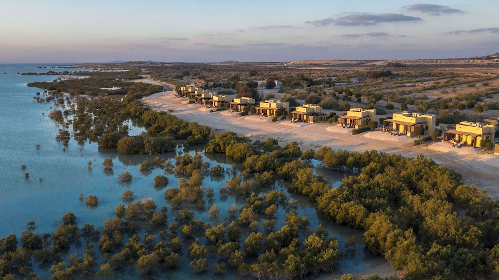 Hotel Anantara Sir Bani Yas Island Al Yamm Villa Resort - Image 1