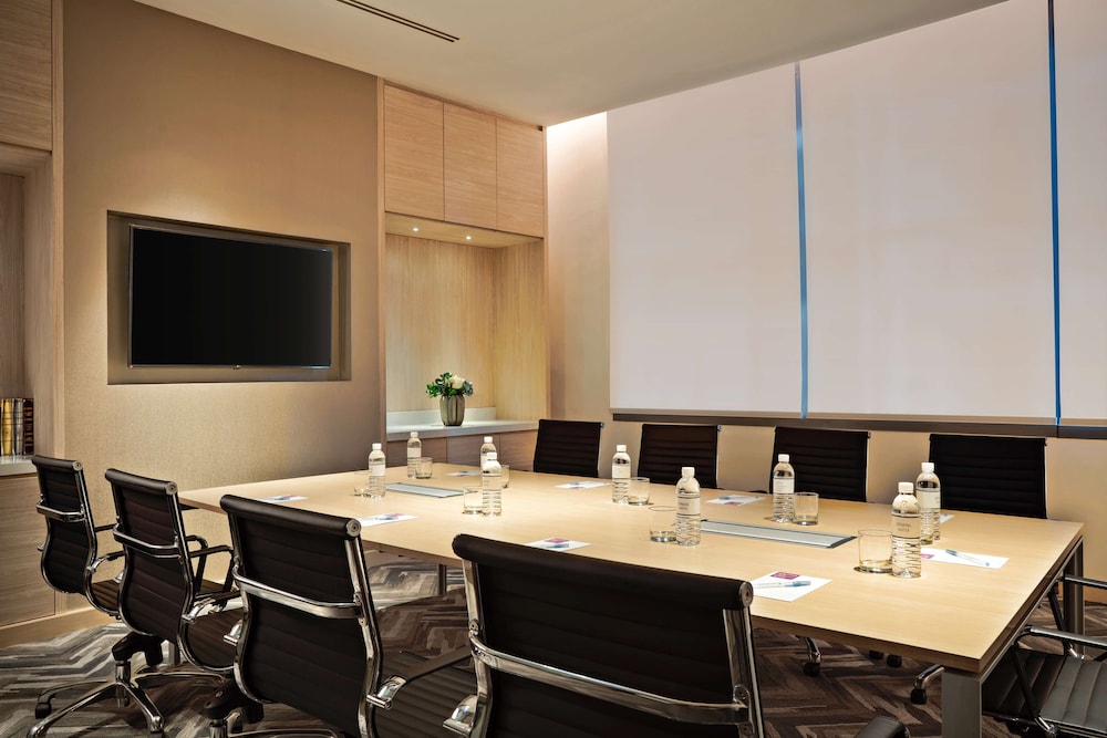 Hyatt Place Bangkok Sukhumvit 24 54