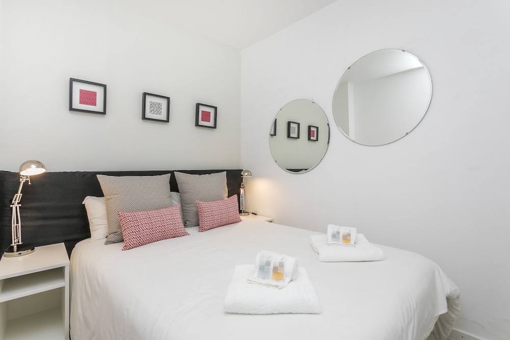 LxWay Apartments Graça - Santa Marinha view 2