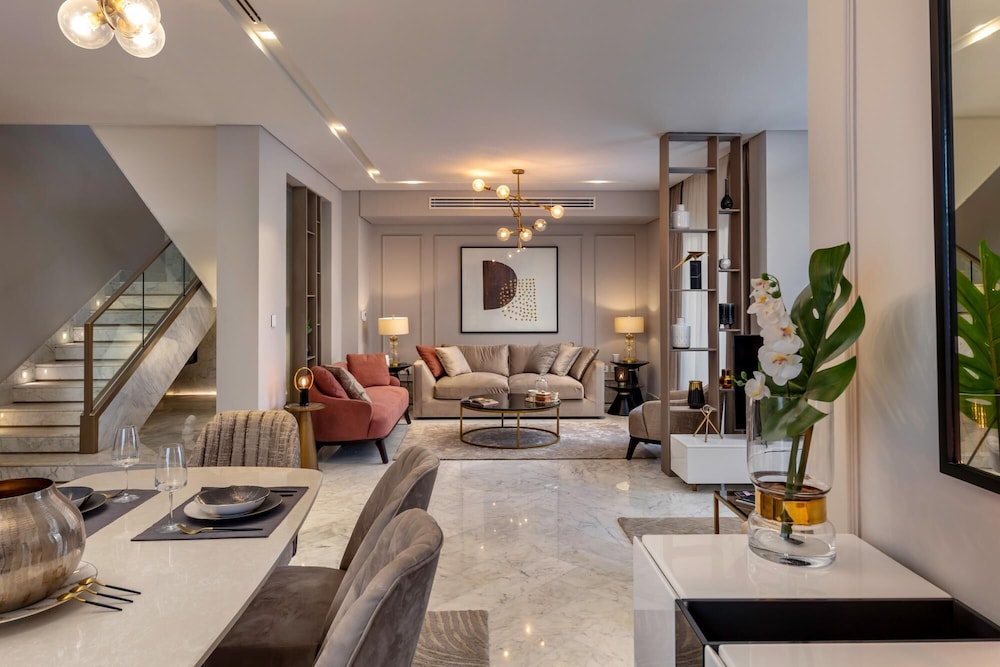 Vesta - Luxury Villa - 4BR - CFC II