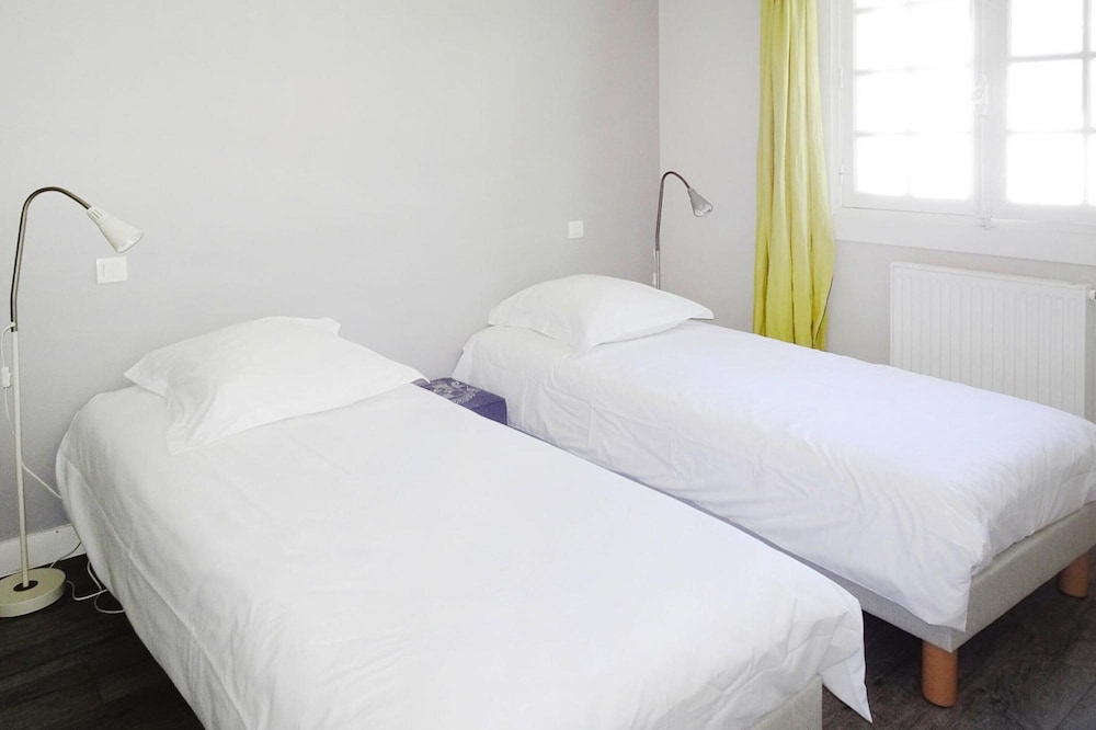 Holiday Home in Carnac Near Sandy Beach