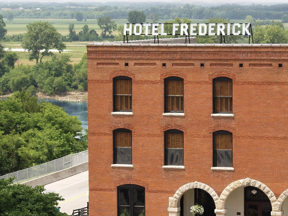 Hotel Frederick - Property Image 1