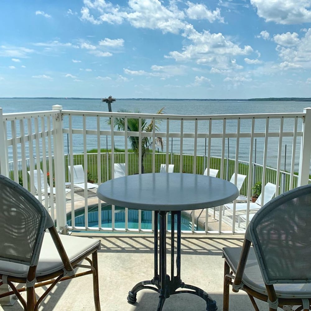 The Edge at Fager's Island