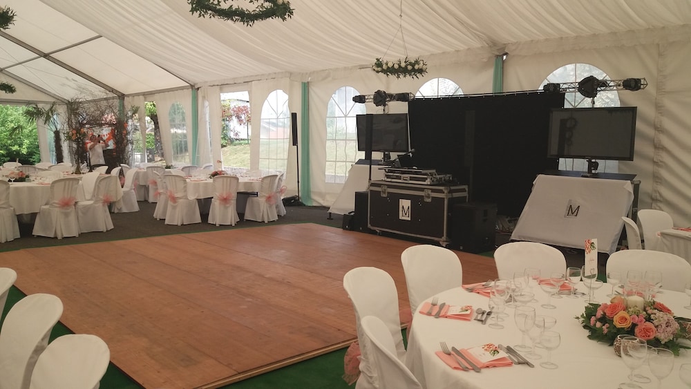 meeting & event spaces
