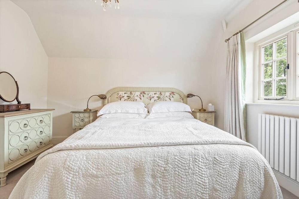Fieldview Cottage - From 120 Per Night