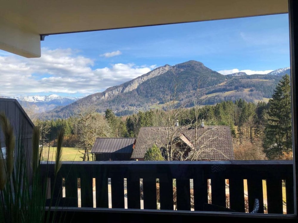 Cosy Holiday Home in bad Goisern With Balcony