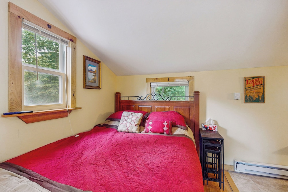 1 BR Tiny House, Window AC, Bbq, Fire Pit, W & D