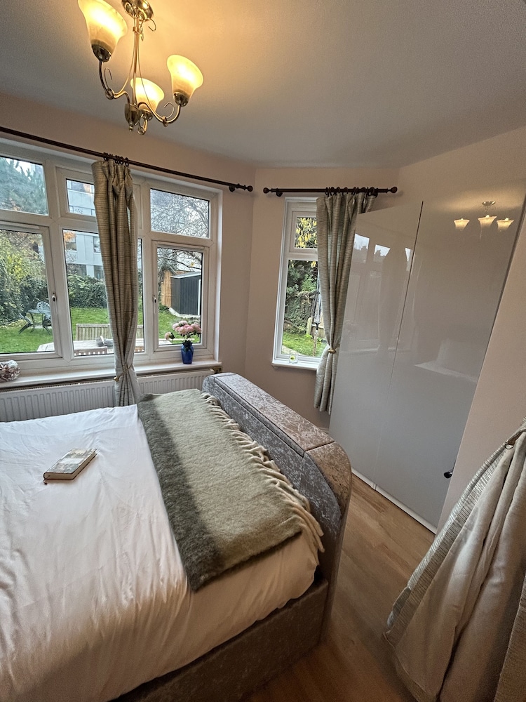 Wimbledon Holiday Lets