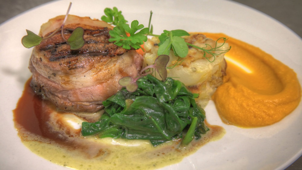 Moana Sands Lagoon Resort 16