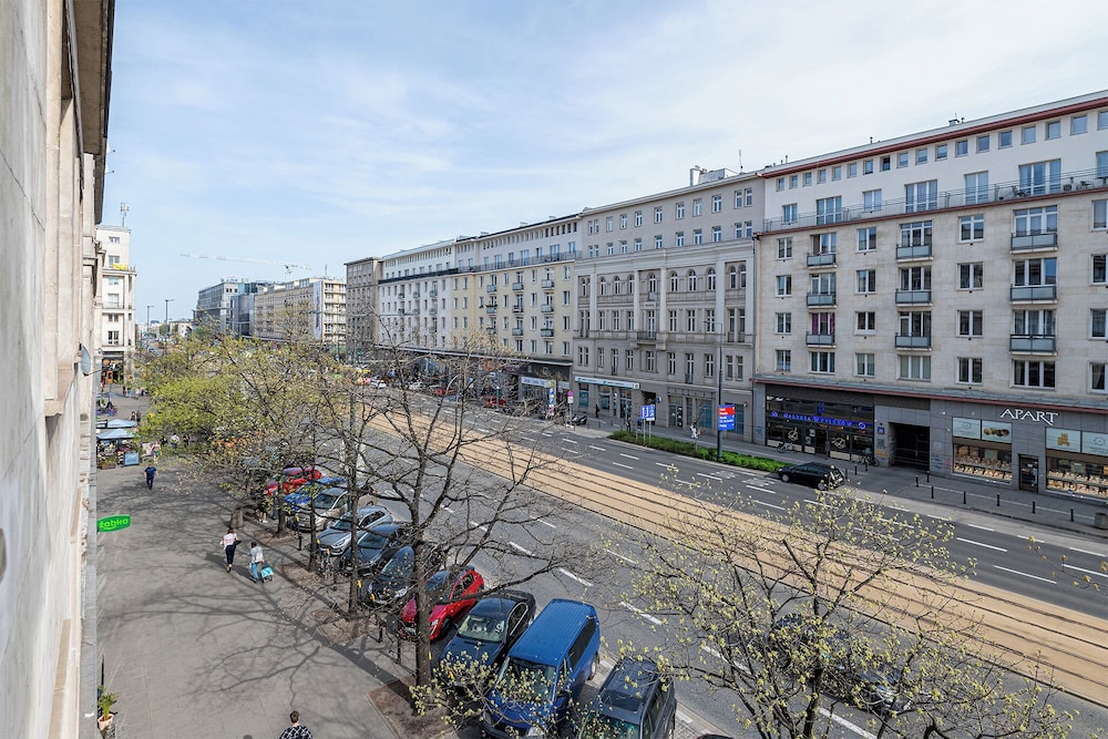RentPlanet - Aleje Jerozolimskie II