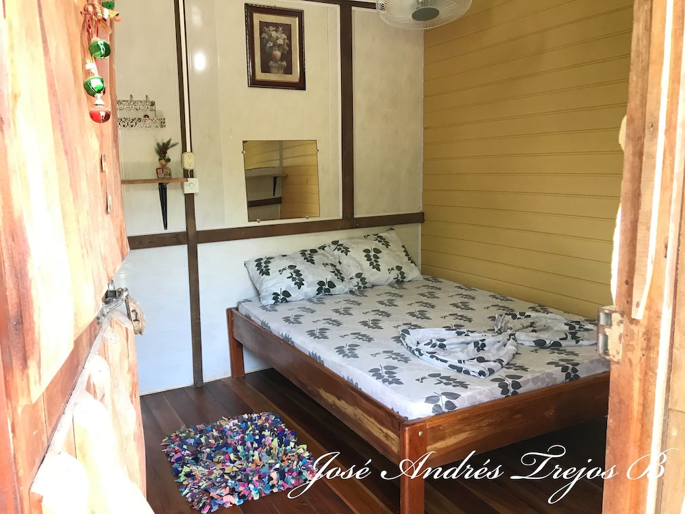 Cabinas Manawada view 2