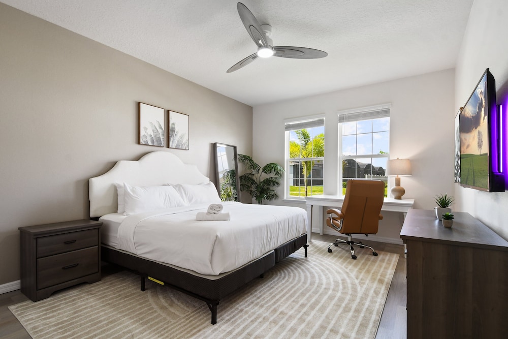 Luxury Stay: Pool, Games, Themed Rooms