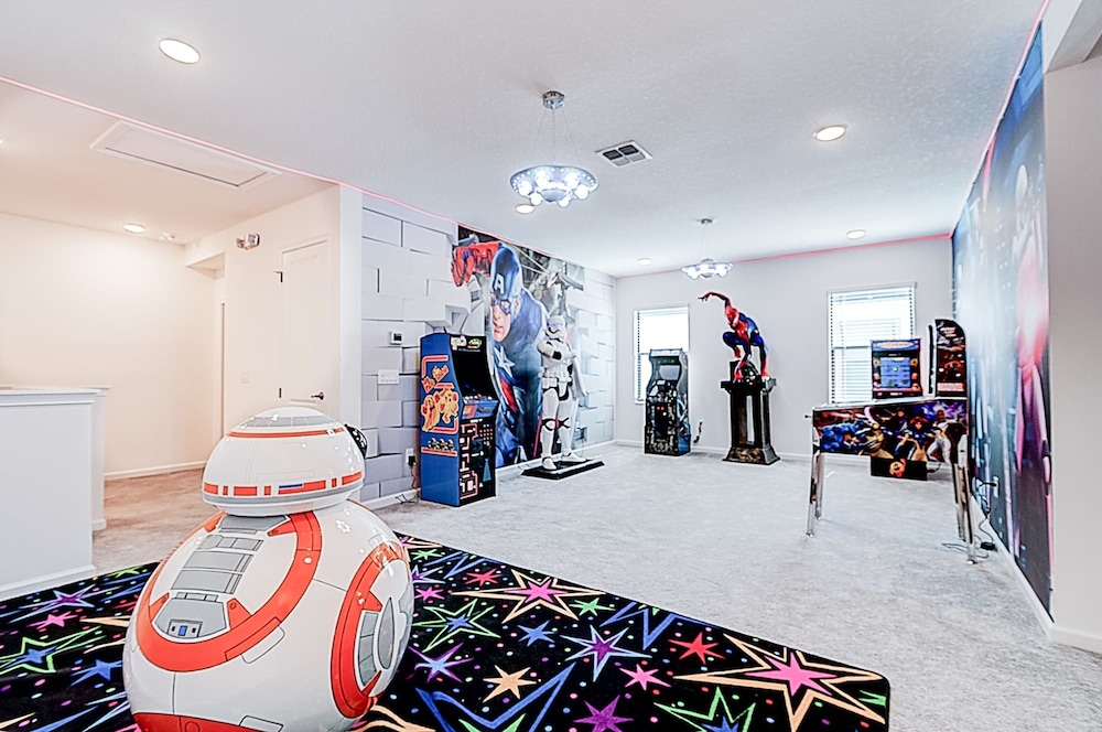 5893 Family Fun Home With Pool Near Theme Parks