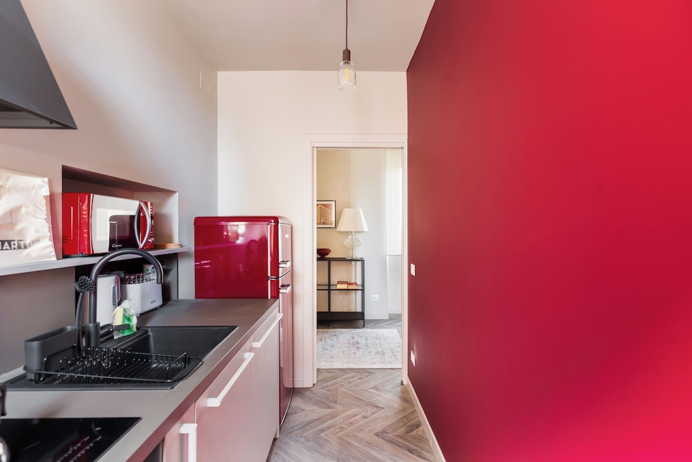 Vatican Lovely And New 2 Br Apartment