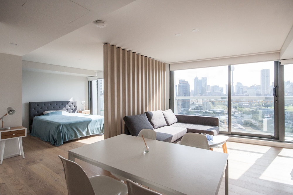 Potts Point Vacations - Modern Potts Point Apartment in Omnia - Property Image 6