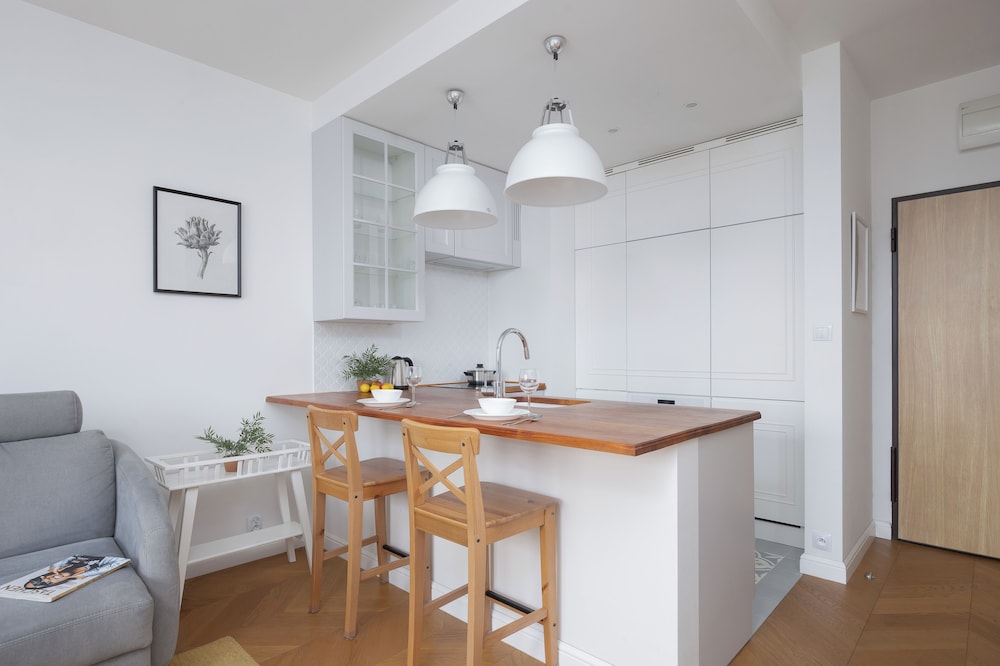 Bright Apartment for 3 People by Renters view 5