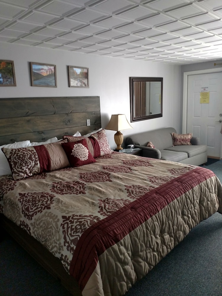 Scenic Inn of Conway