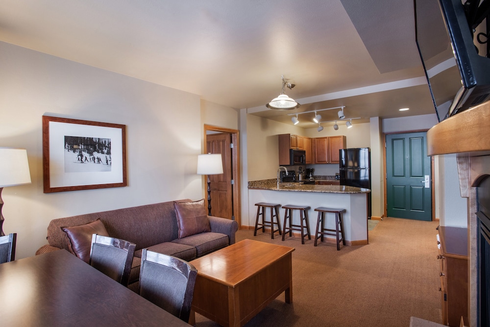 Zephyr Mountain Lodge - Winter Park Vacation Condos