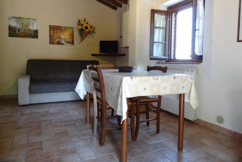 Apartment in Volterra With Panoramic Views photo 5