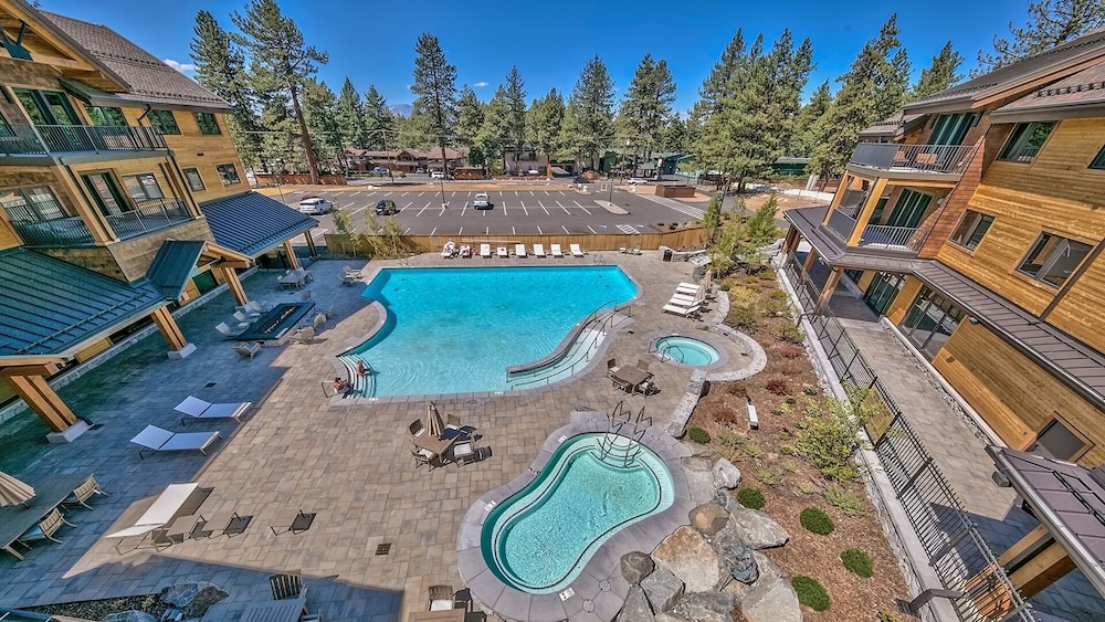 Heavenly Lake Tahoe Ski Resort