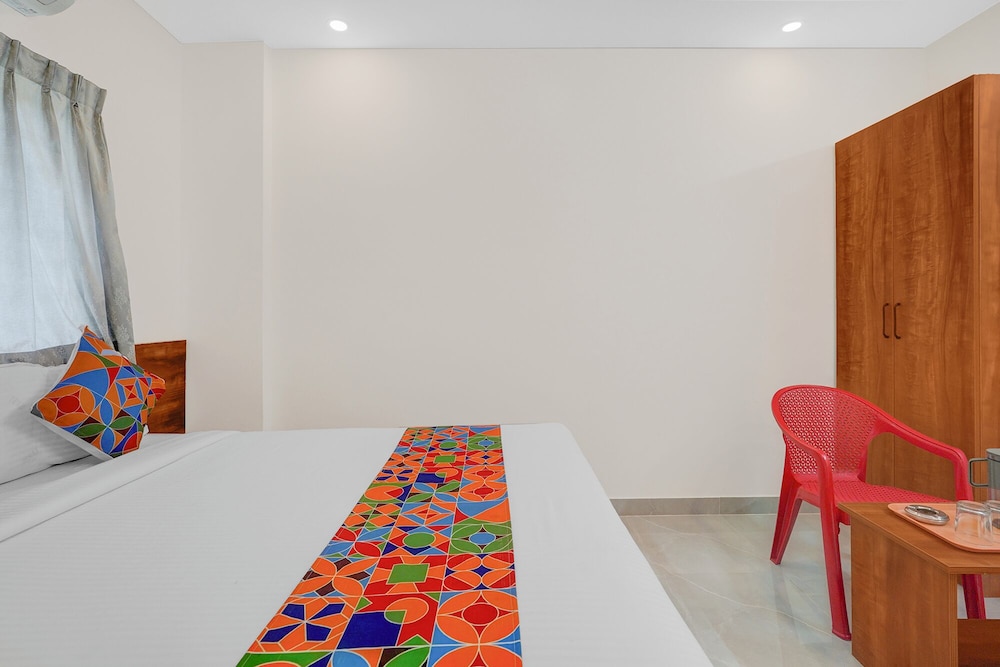 Fabhotel Sai Palace