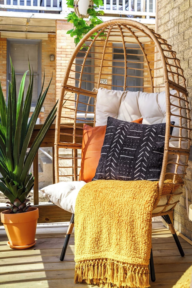 Jungle House Boutique Suites – Short North & Convention Center
