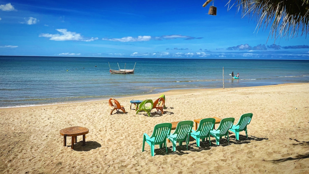 Footprints Beach Resort 105