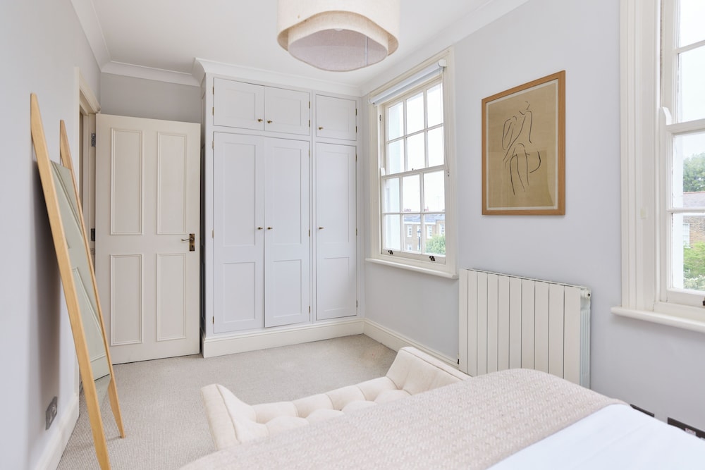 Regent's Park Mews