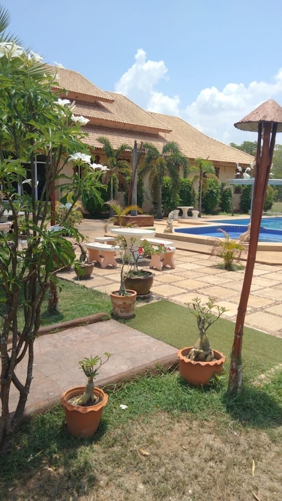Changthai Comfort Guest House