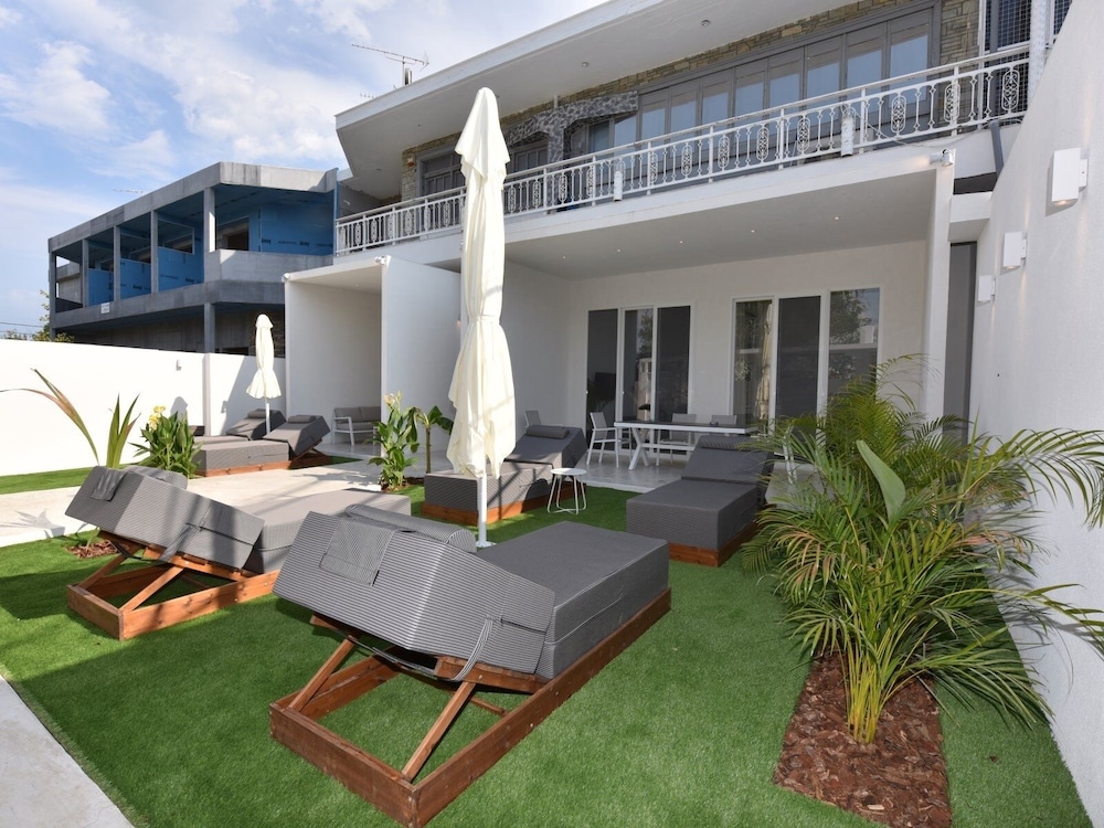 4 Elements Earth Luxury Suites