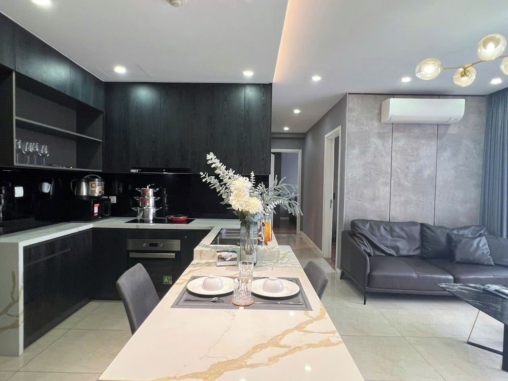 VivaLake Homes - Vinhomes Skylake Pham Hung