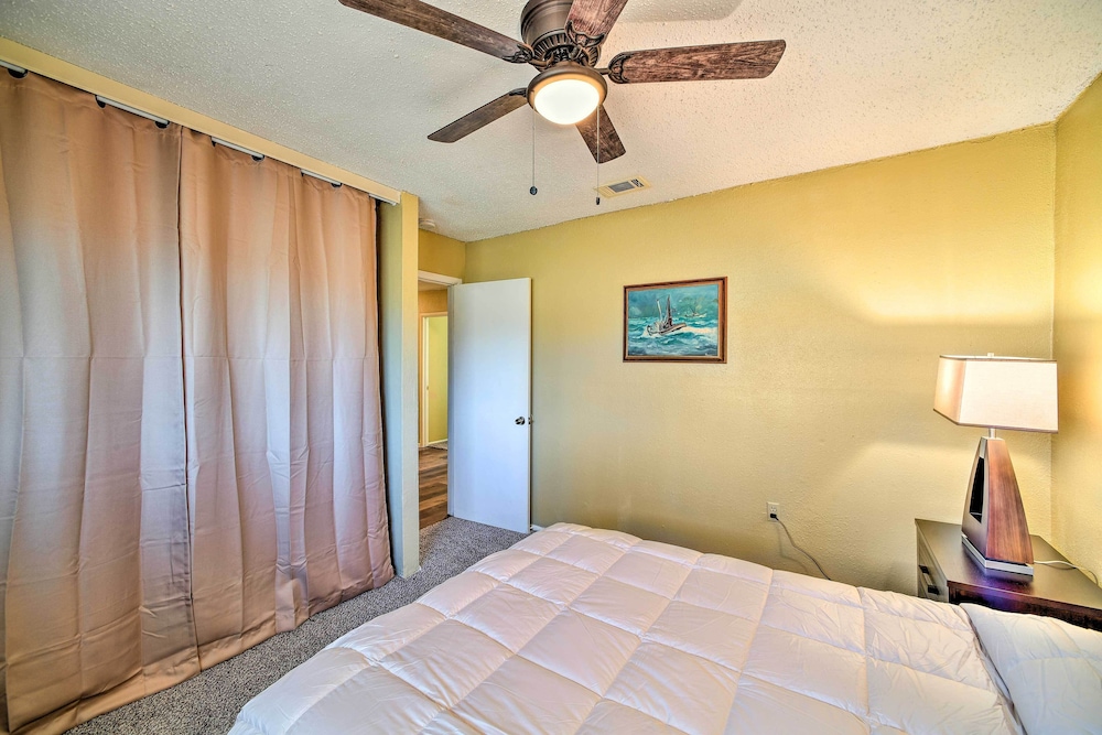 Spacious San Antonio Getaway w/ Fenced-in Yard! view 4