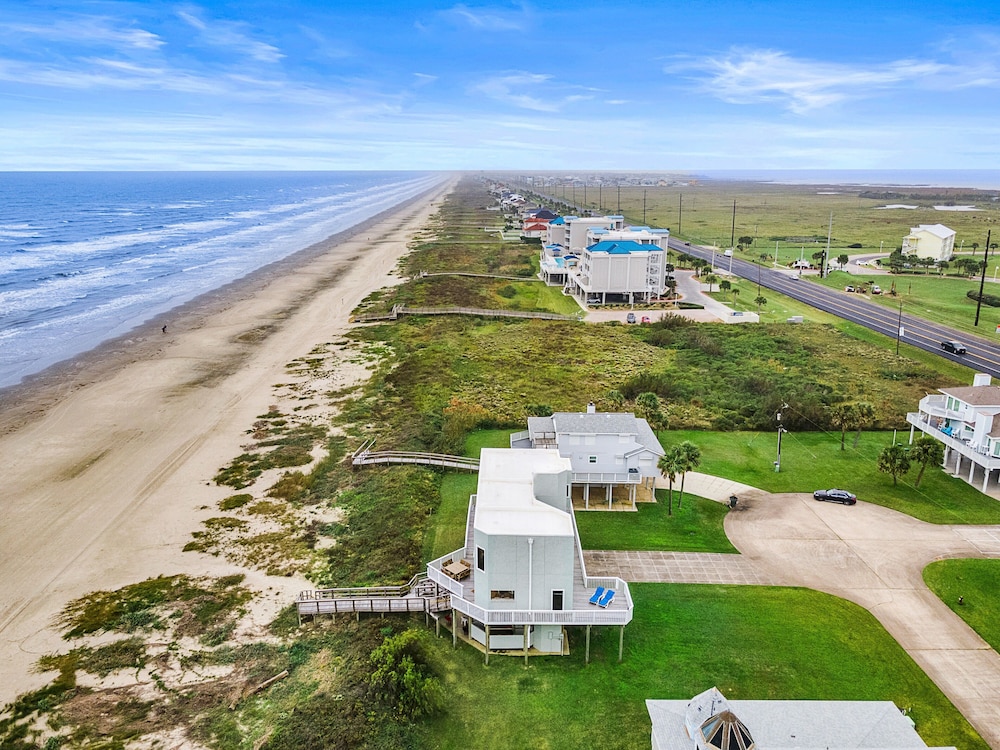Butterfly Dunes by Ryson Vacation Rentals