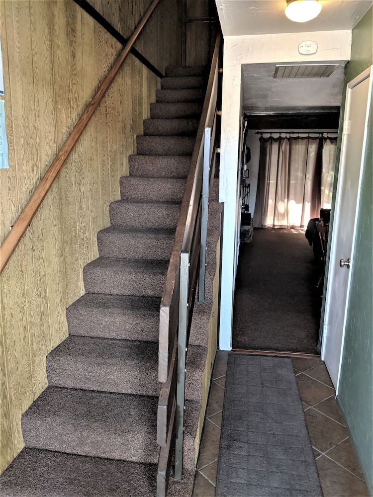 Snow Summit Townhouse Rentals & Sales