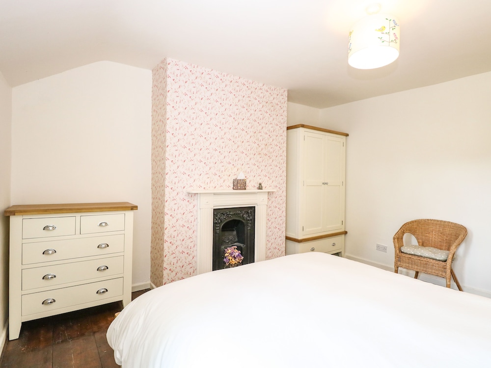 1 Chelsea Cottage