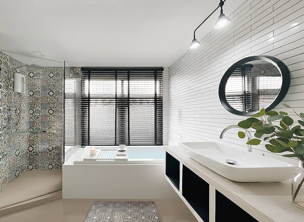 Stylish 3-bedroom Townhome in Heart of Bangkok