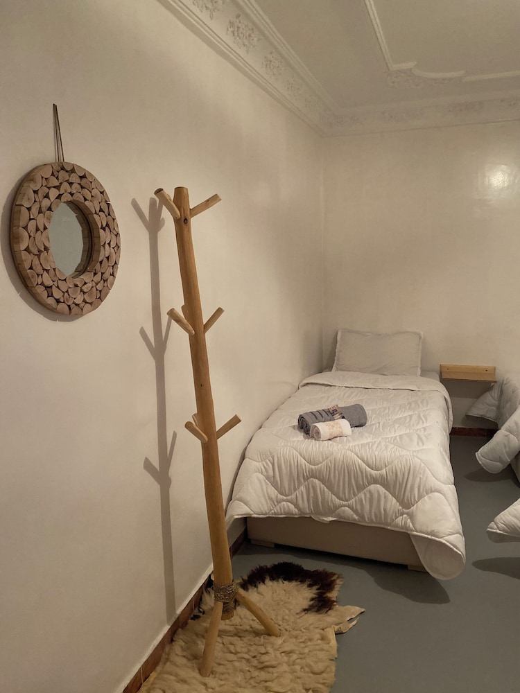 TITRYTE SURF HOUSE