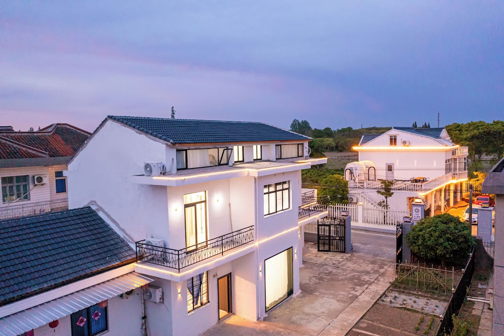 Sea of Stars country homestay