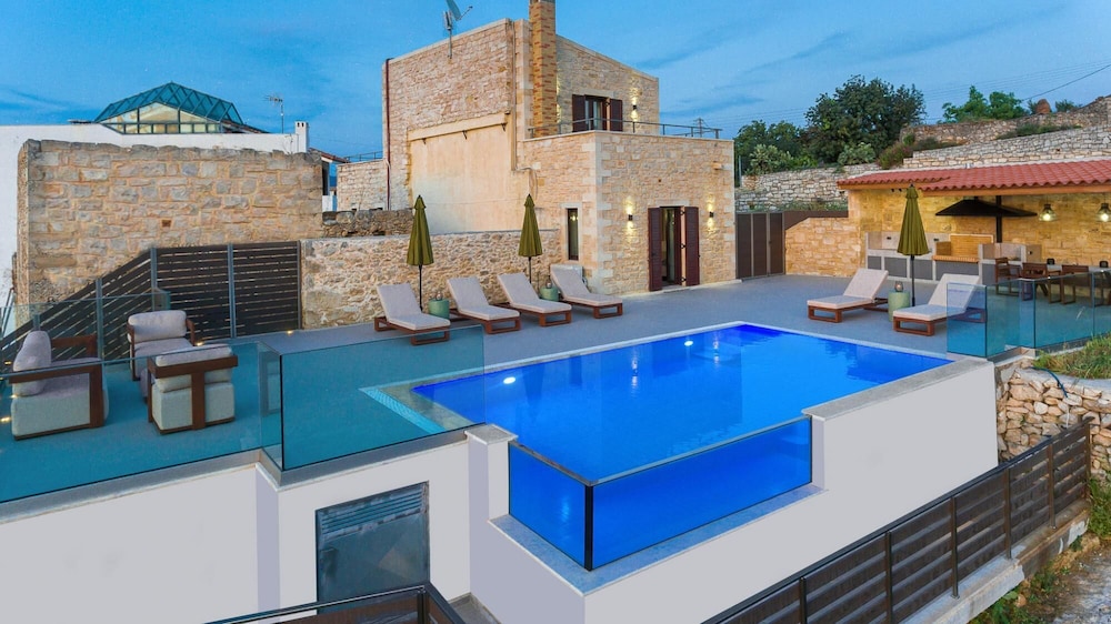 Dim Luxury Villa - With Private Pool view 5