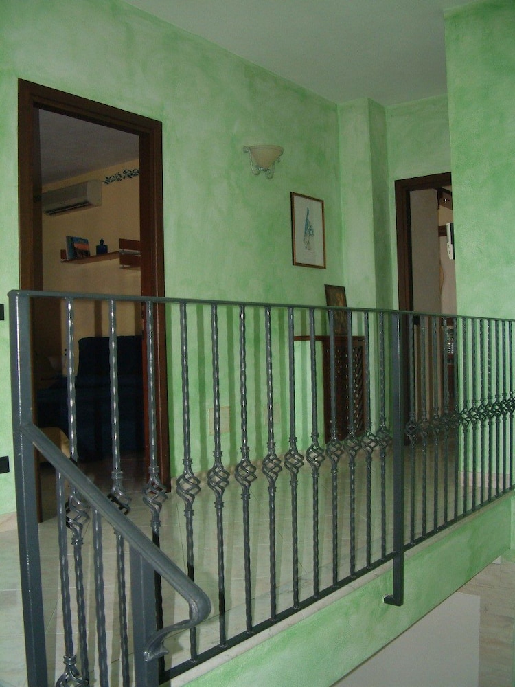 Photo 29