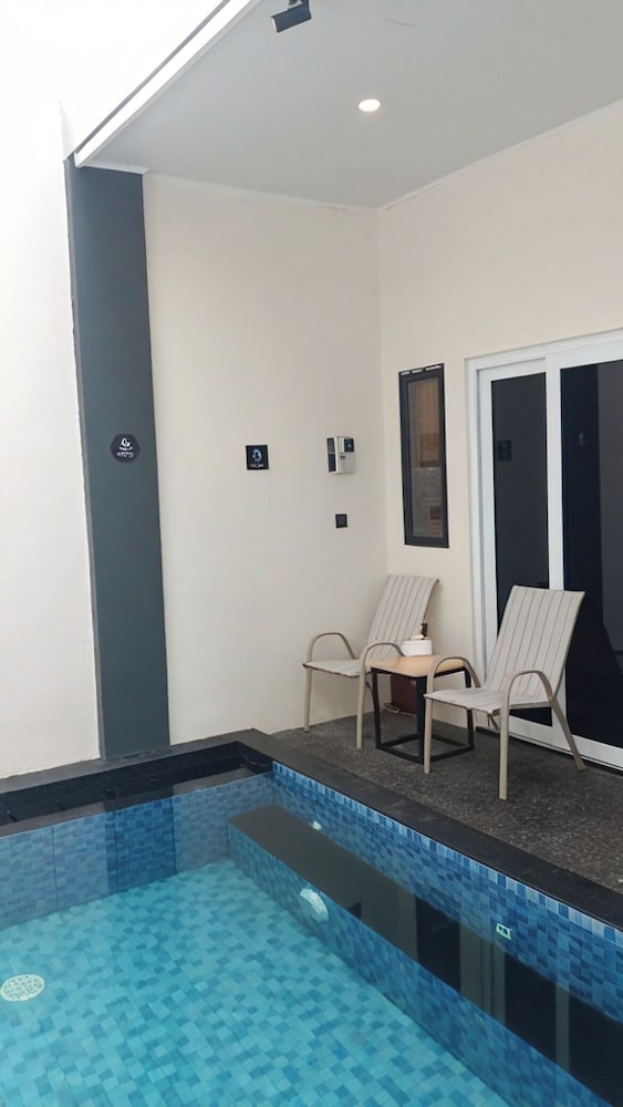 Airo Villas
