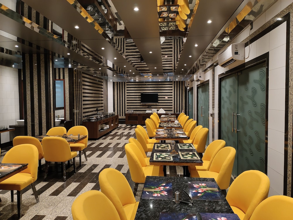 Sapphero Resorts A Unit Of Shri Sai Hospitality