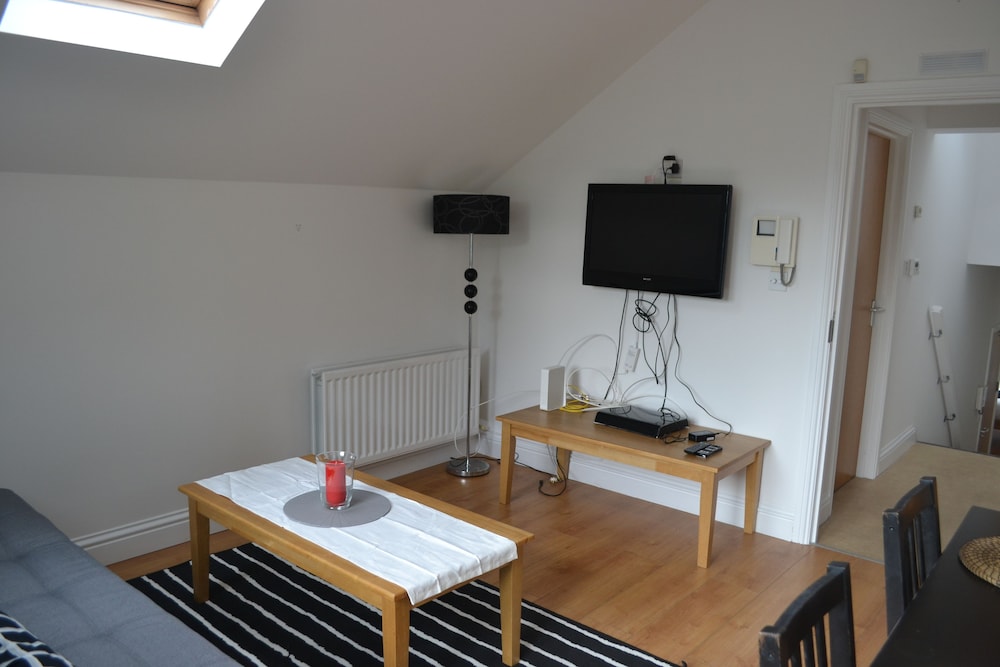 Cozy Modern Bedroom Apartment City L1