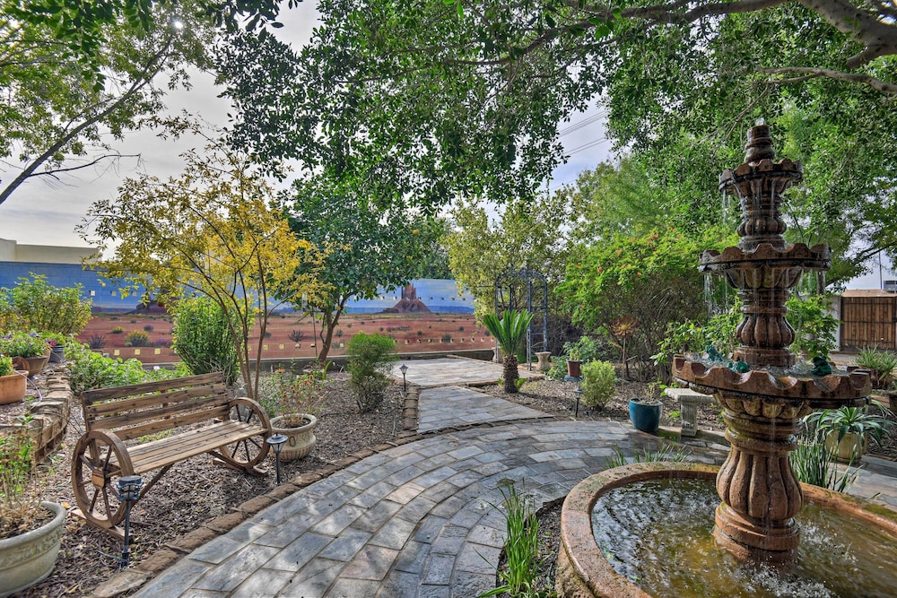 Shared Backyard & Hot Tub: Restful Mesa Retreat! view 4