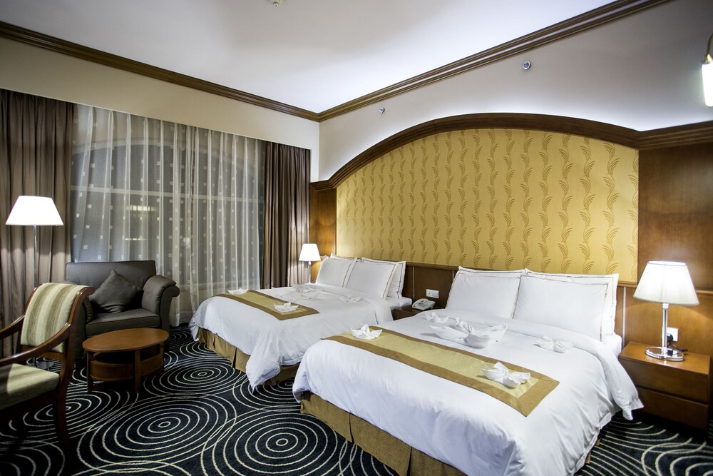 Grand Sultan Tea Resort & Golf