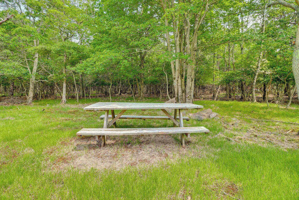 Community Pools & Hot Tub: Albrightsville Cottage!