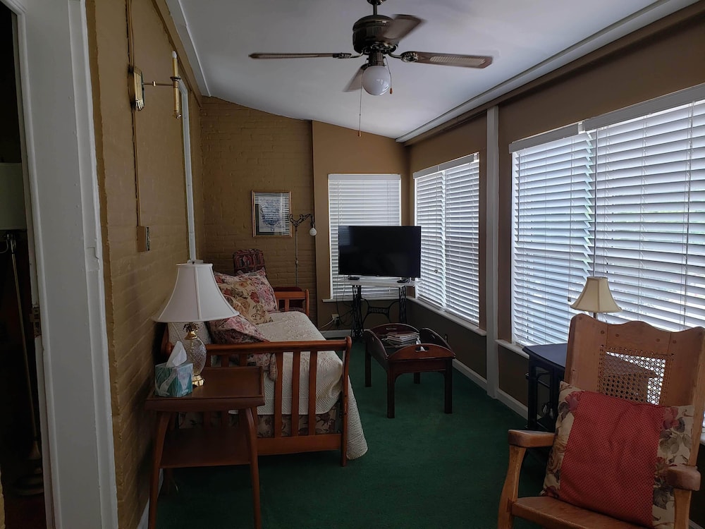 Photo 7