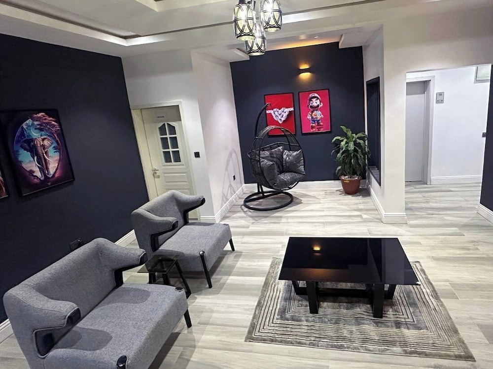99 Mozilla Apartments